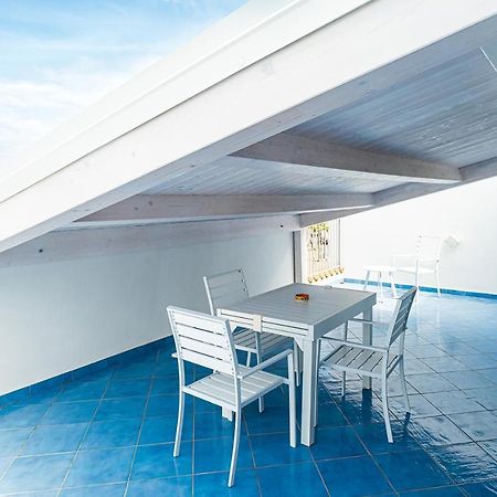Апартаменты Racconti Dal Mare Санта-Мария-ди-Кастеллабате Экстерьер фото