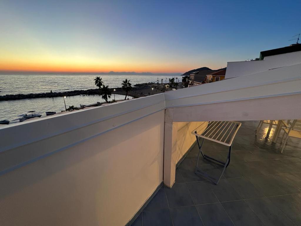 Апартаменты Racconti Dal Mare Санта-Мария-ди-Кастеллабате Экстерьер фото